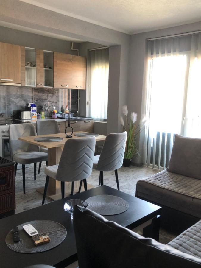 Centre Apartment Prilep Eksteriør billede
