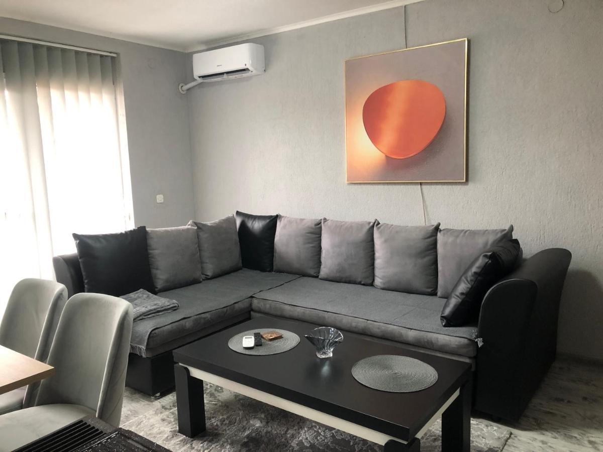 Centre Apartment Prilep Eksteriør billede