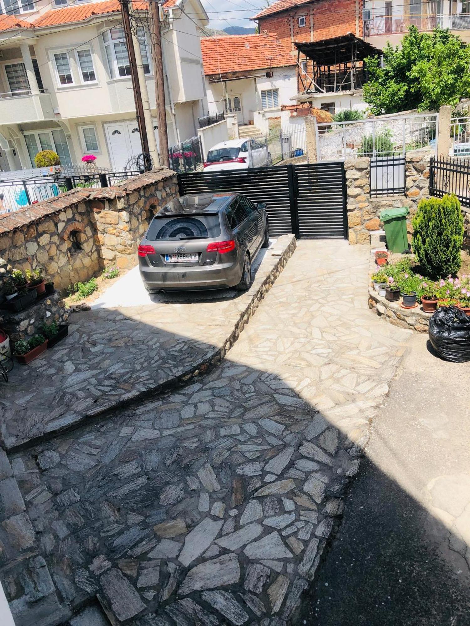 Centre Apartment Prilep Eksteriør billede